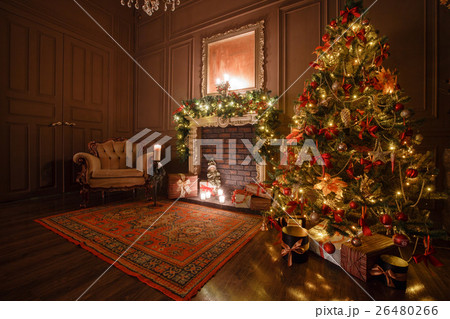 Calm image of interior Classic New Year Tree Calm image of interior Classic New Year Tree 26480266