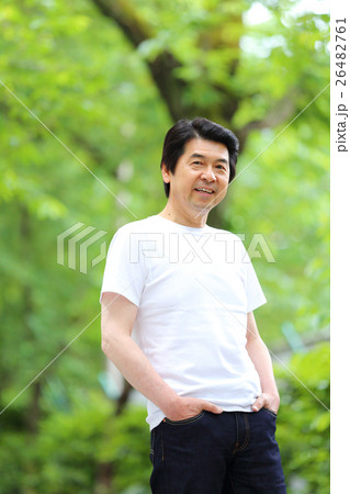ポートレート 男性 屋外 ポートレート 男性 屋外 26482761