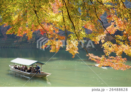 秋の嵐山での船遊び(大堰川エリア) 26488628