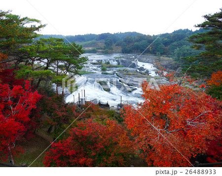 紅葉の曽木の滝 東洋のナイアガラ 見晴台より2 紅葉の曽木の滝 東洋のナイアガラ 見晴台より2 26488933