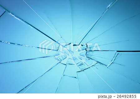 割れたガラス 災害 被害 イメージの写真素材