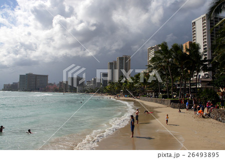 Waikiki Beach, Honolulu, Oahu, Hawaii.. Waikiki Beach, Honolulu, Oahu, Hawaii.. 26493895