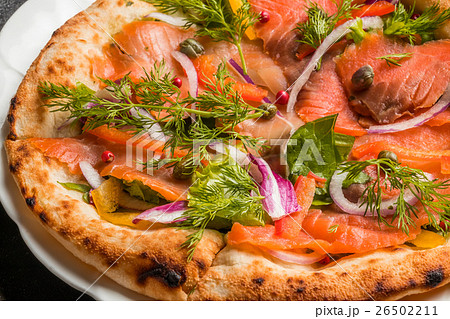 サーモンピッツア Pizza Italian food of the salmon サーモンピッツア Pizza Italian food of the salmon 26502211