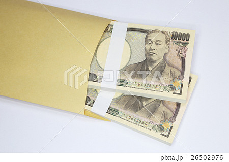 札束と封筒 26502976