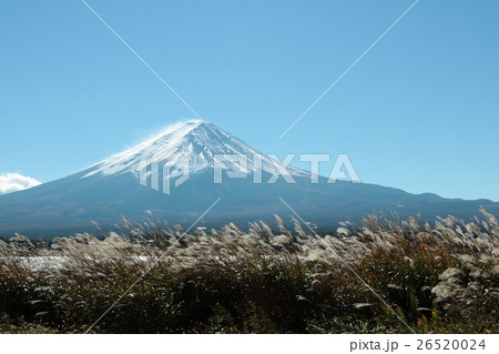 冠雪の富士山 26520024