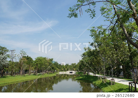 バンコクのクイーン・シリキット公園（Queen Sirikit Park in Bangkok） 26522680