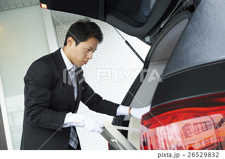 葬儀屋スタッフ 26529832
