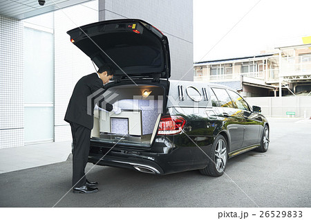 葬儀屋スタッフ 葬儀屋スタッフ 26529833