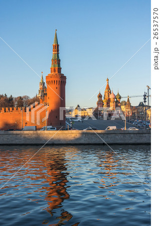 Moscow kremlin at sunset 26537570