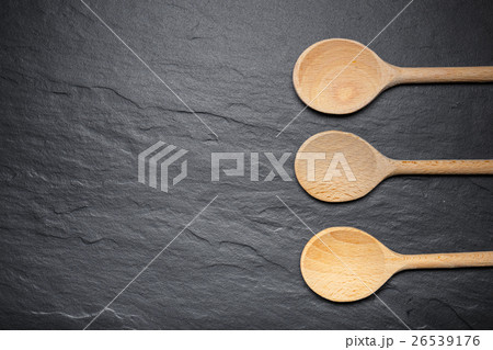 board for serving with three wooden spoons 26539176