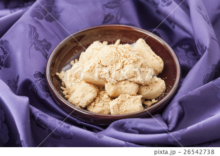 Object tradition  26542738