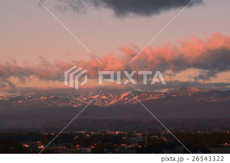 朝焼けの焼石連峰 26543322