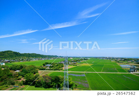 一宮町　アンテナと里山風景を空撮 26547562
