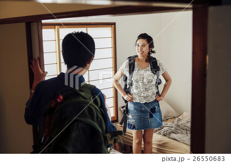 カップル　旅行イメージ 26550683