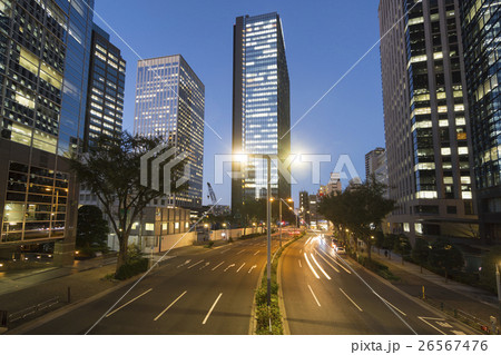 新宿高層ビル街 夜景 トワイライト 西新宿駅前 成子坂下 超高層ビル再開発ラッシュエリア 新宿高層ビル街 夜景 トワイライト 西新宿駅前 成子坂下 超高層ビル再開発ラッシュエリア 26567476