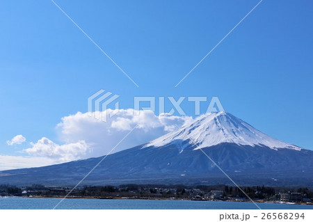 雪化粧の霊峰富士 26568294