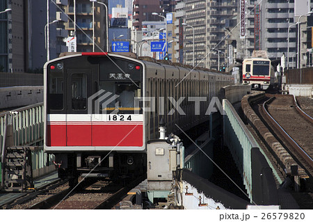 ［M］大阪メトロ御堂筋線10A系VVVF車両（新大阪駅） 26579820