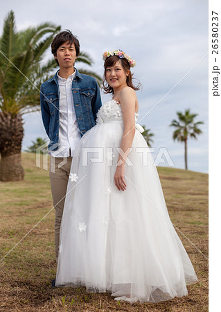 マタニティフォト　ウエディングドレス姿 26580237