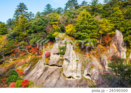 紅葉の那谷寺 奇岩遊仙境 紅葉の那谷寺 奇岩遊仙境 26590300