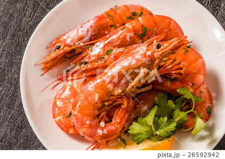 えびの鉄板焼　スペイン料理　 Gambas a la plancha spanish food 26592942