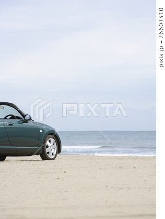 砂浜のオープンカー 砂浜のオープンカー 26603510