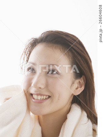 若い女性 若い女性 26604608