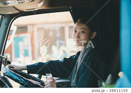 truck driver 26611150