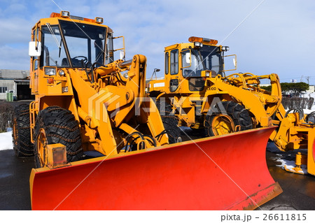 待機中の除雪車 26611815