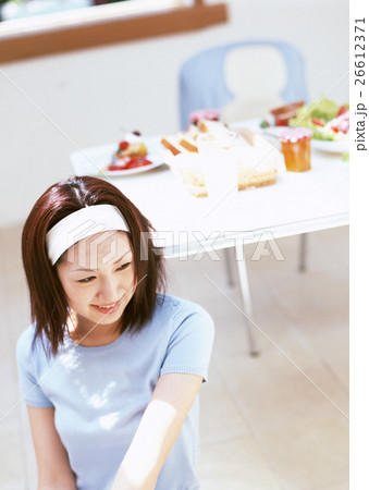 朝食シーン 26612371