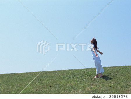 草原の女性 草原の女性 26613578