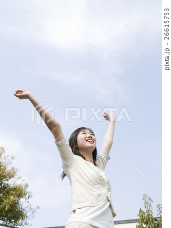 青空と女の子 青空と女の子 26615753
