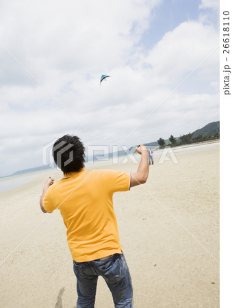 凧揚げ 凧揚げ 26618110