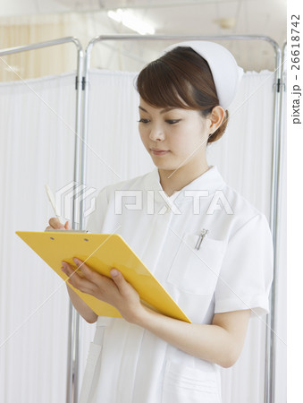 看護師 26618742