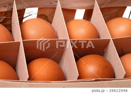 Brown fresh eggs in eco-box Brown fresh eggs in eco-box 26622046