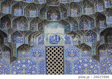 Details of Sheikh Lotfollah Mosque in Isfahan,Iran Details of Sheikh Lotfollah Mosque in Isfahan,Iran 26625986