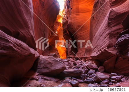 Slot canyon 26627891