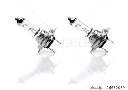 A pair of beam bulb H7 with reflection. A pair of beam bulb H7 with reflection. 26632089