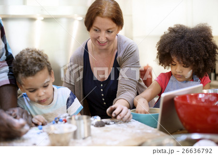 Family Cooking Kitchen Food Togetherness Concept Family Cooking Kitchen Food Togetherness Concept 26636792