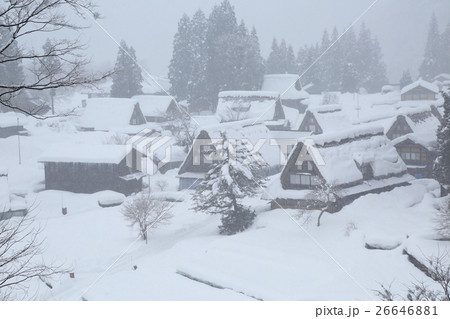 世界遺産五箇山　相倉合掌造り集落雪景色 26646881
