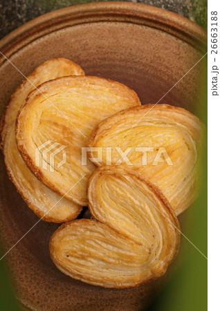 焼き お菓子づくり パンを焼く 26663188