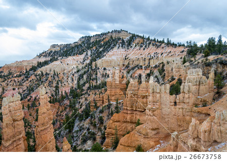 Hoodoos at Bryce Canyon 26673758
