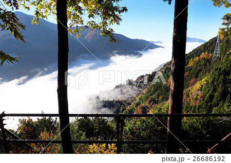 【絶景・にほんの里100選】下栗の里(通称・天空の里)天空のビュースポットから 【絶景・にほんの里100選】下栗の里(通称・天空の里)天空のビュースポットから 26686192