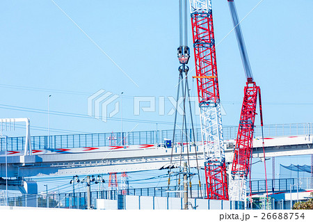 工事中の高速道路　環状線　青空 26688754