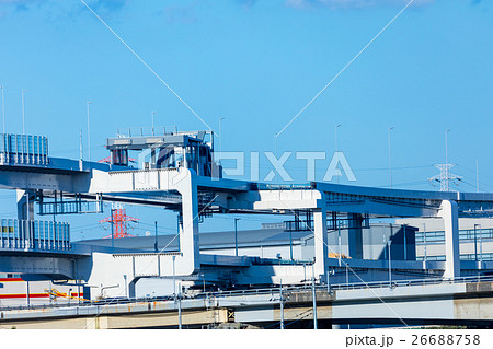 工事中の高速道路　環状線　青空 26688758