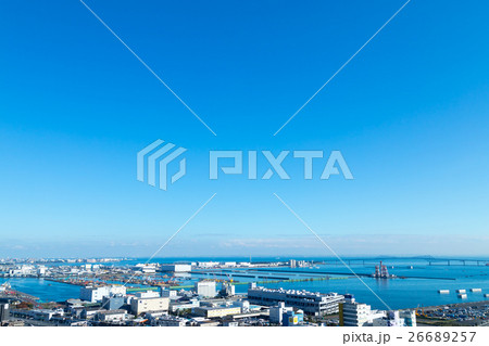 都市風景　新木場方面を撮影　青空　東京　江東区　 26689257