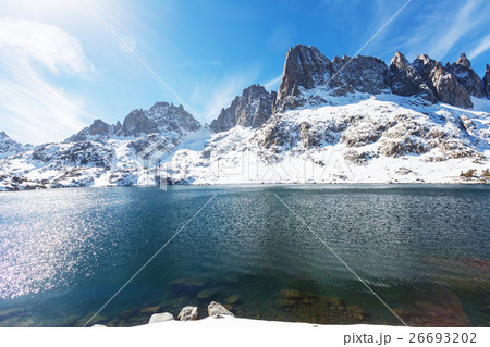 Minaret lake 26693202