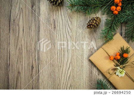 Present in kraft paper with natural decoration Present in kraft paper with natural decoration 26694250