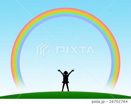 両手を広げ虹を見上げる女の子のシルエットのイラスト素材