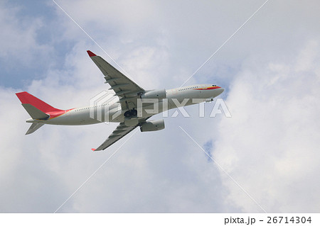 going up commercial plane 26714304