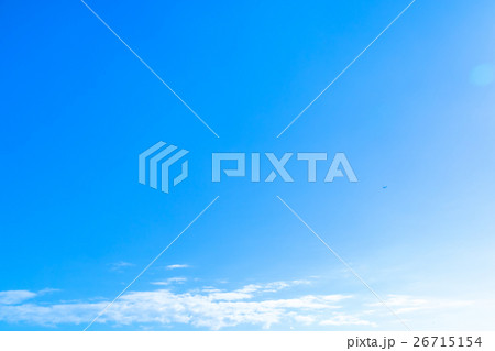 空　雲　飛行機　コピースペース 26715154